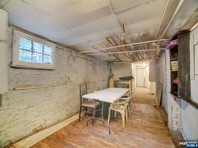 45 18th Street, East Orange, NJ 07017