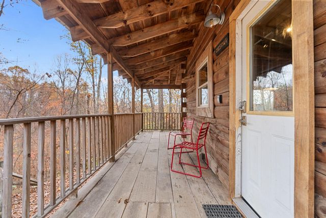 1704 Chop Chestnut Road, Stanton, KY 40380