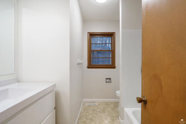 910 Redwood Street, Junction City, KS 66441