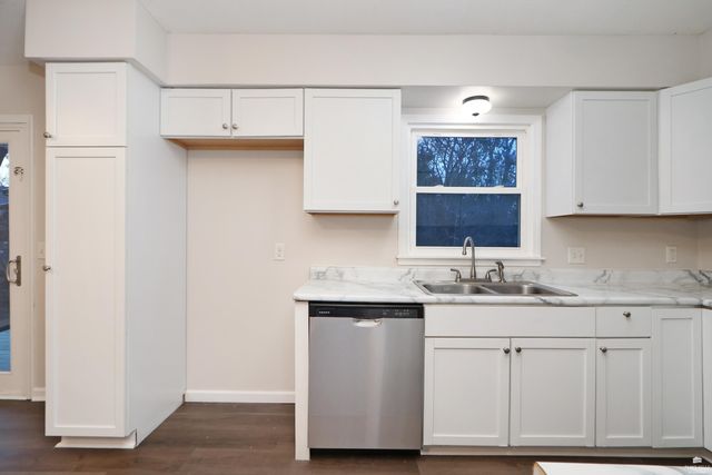 910 Redwood Street, Junction City, KS 66441