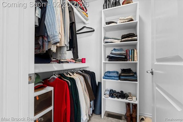 4511 Sedum Glen, Waterford, MI 48328