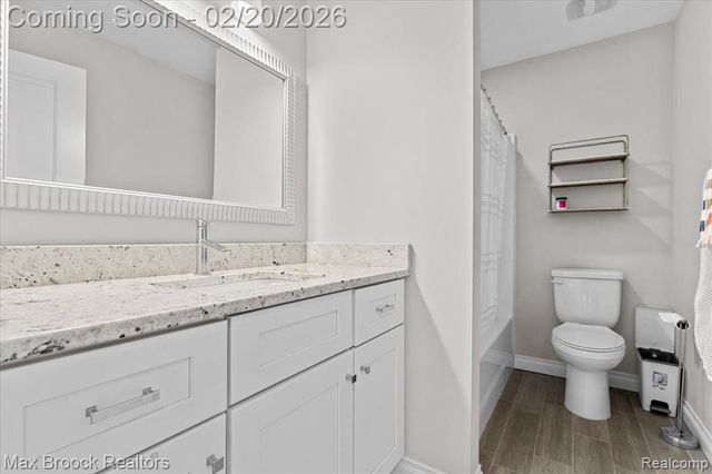 4511 Sedum Glen, Waterford, MI 48328