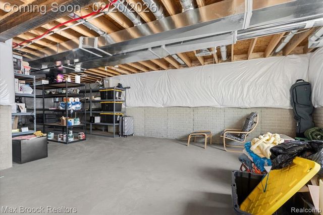 4511 Sedum Glen, Waterford, MI 48328