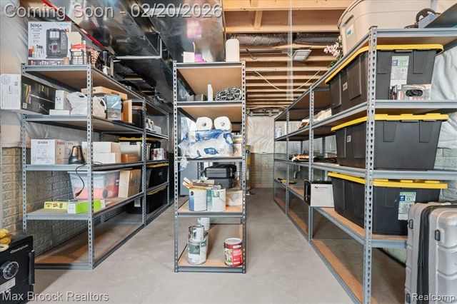 4511 Sedum Glen, Waterford, MI 48328