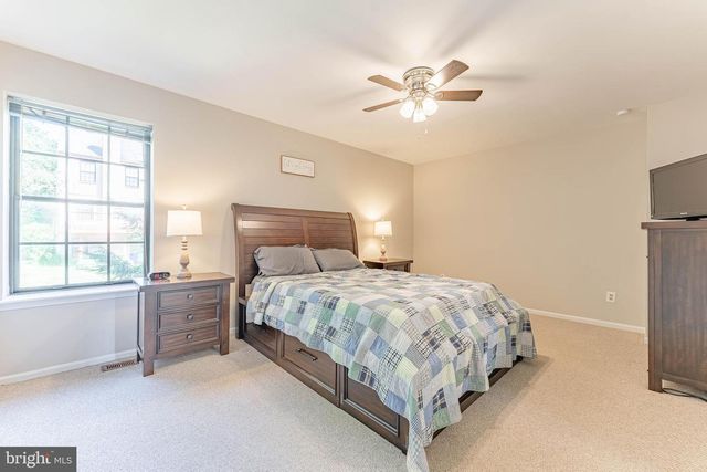 525 BASSETT LN, West Norriton, PA 19403