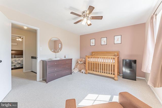 525 BASSETT LN, West Norriton, PA 19403