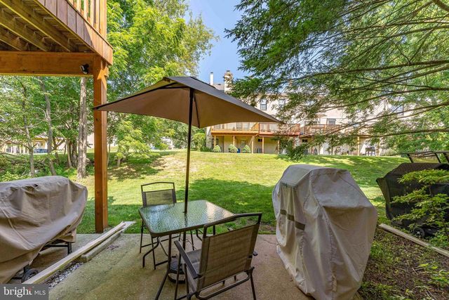 525 BASSETT LN, West Norriton, PA 19403