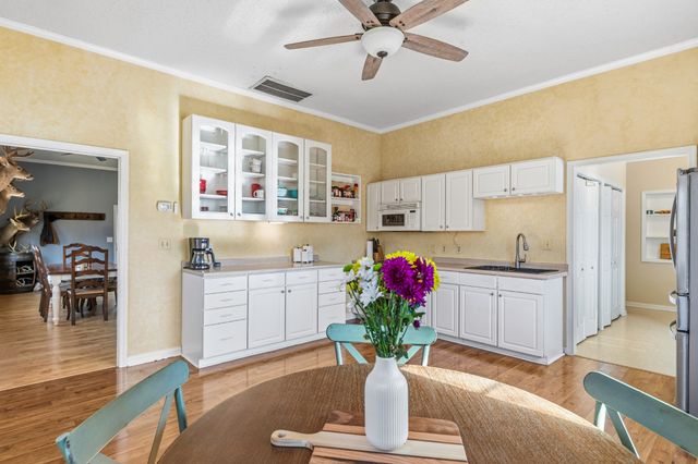 1825 Powell School Rd, Goodspring, TN 38460