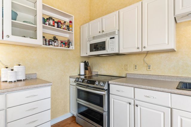 1825 Powell School Rd, Goodspring, TN 38460