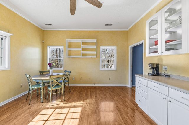 1825 Powell School Rd, Goodspring, TN 38460