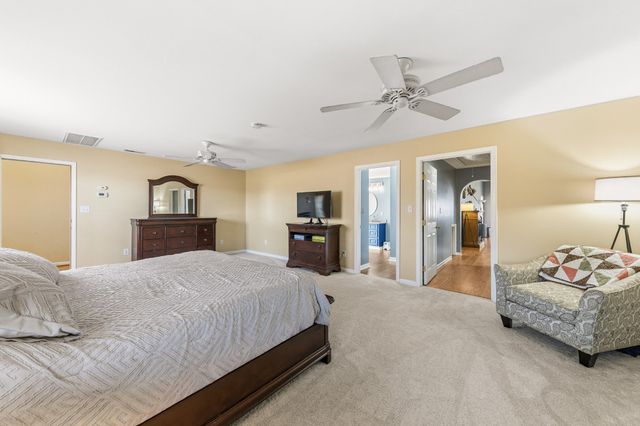 1825 Powell School Rd, Goodspring, TN 38460