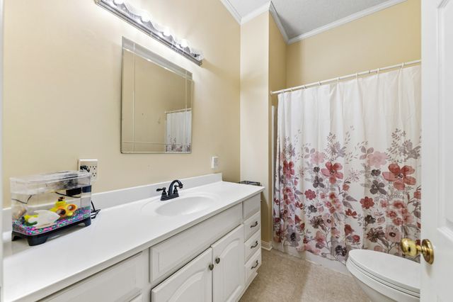 1825 Powell School Rd, Goodspring, TN 38460