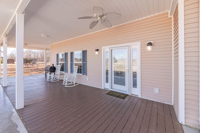 1825 Powell School Rd, Goodspring, TN 38460