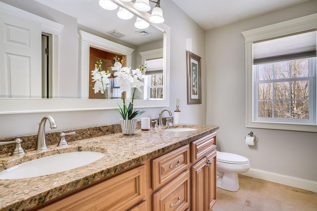 60 Snow Road, Goffstown, NH 03045