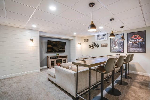 60 Snow Road, Goffstown, NH 03045