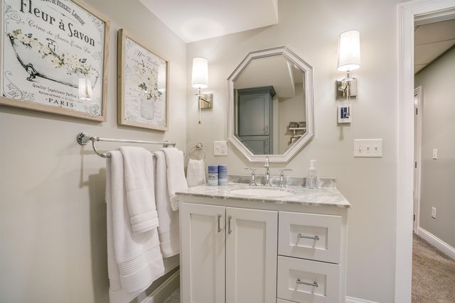 60 Snow Road, Goffstown, NH 03045