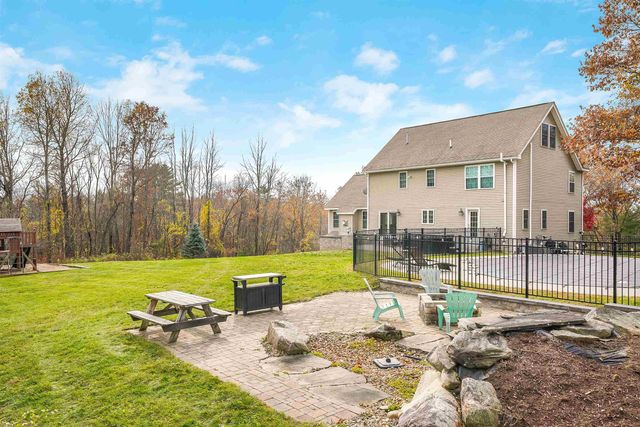 60 Snow Road, Goffstown, NH 03045