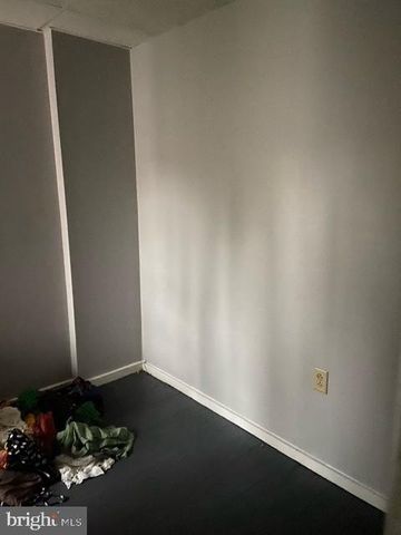 1713 APRICOT ST, Harrisburg, PA 17103