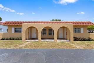 697 Ipswich St, Boca Raton, FL 33487