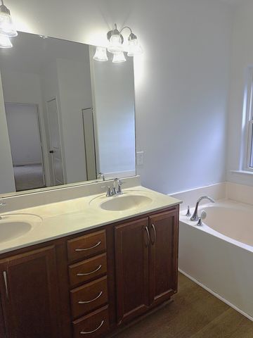 4600 Buckpasser Ave, Antioch, TN 37013