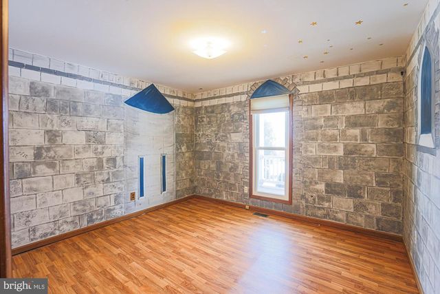 31 BLAKE RD, Elkton, MD 21921