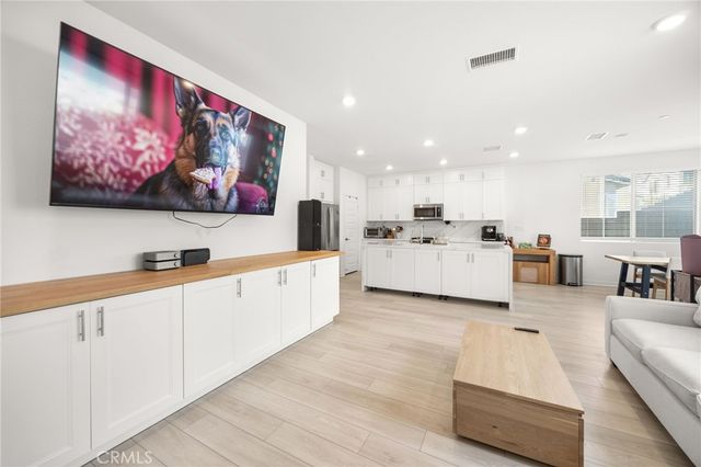 721 Crested Lark, Rancho Mission Viejo, CA 92694