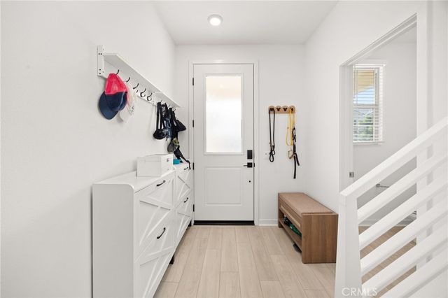 721 Crested Lark, Rancho Mission Viejo, CA 92694