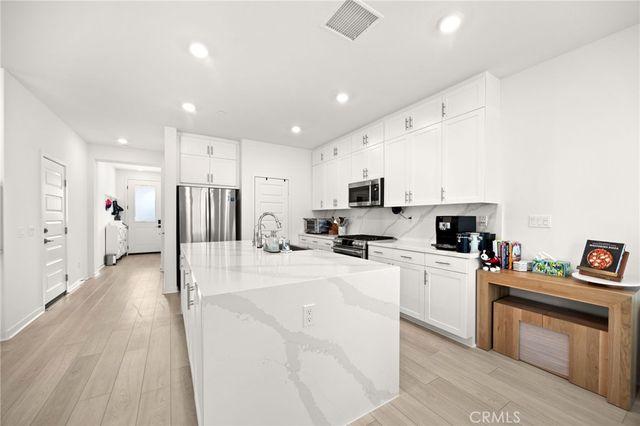 721 Crested Lark, Rancho Mission Viejo, CA 92694