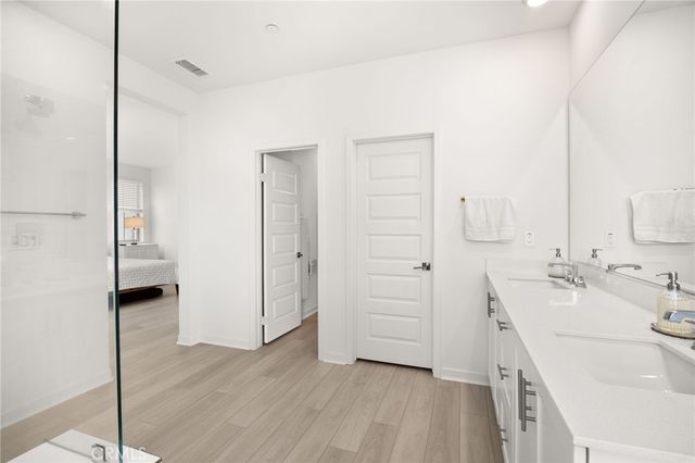 721 Crested Lark, Rancho Mission Viejo, CA 92694