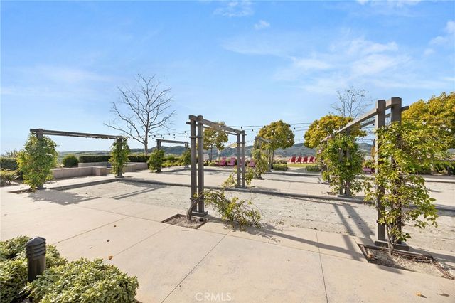 721 Crested Lark, Rancho Mission Viejo, CA 92694