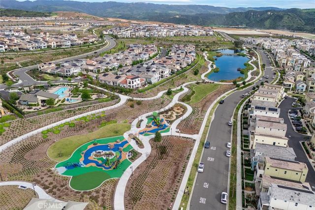 721 Crested Lark, Rancho Mission Viejo, CA 92694