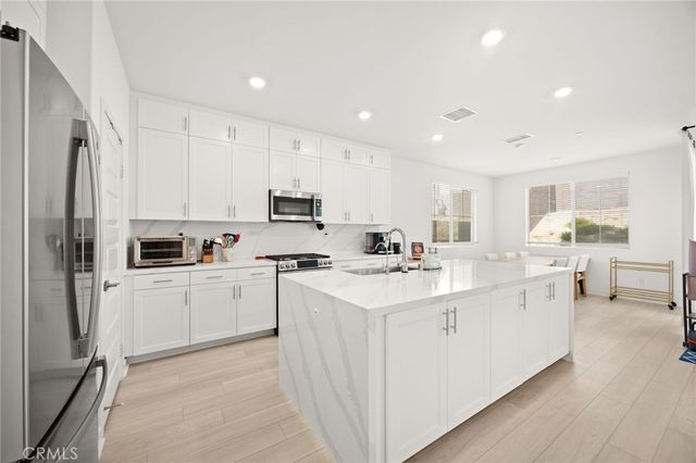 721 Crested Lark, Rancho Mission Viejo, CA 92694