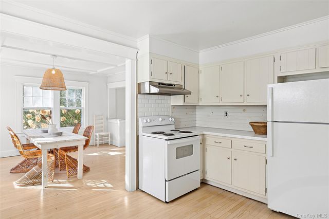 210 5th Street, Greenport, NY 11944