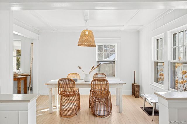 210 5th Street, Greenport, NY 11944