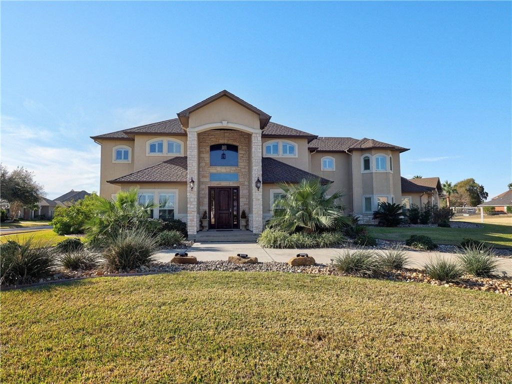 204 Black Diamond, Portland, TX 78374 — exterior