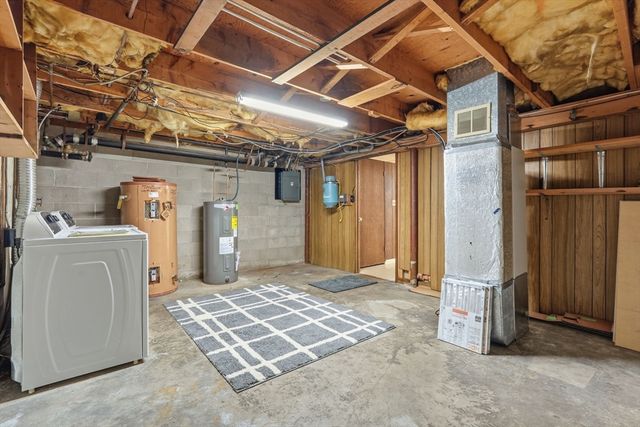 24 Granby Hts 24, Granby, MA 01033