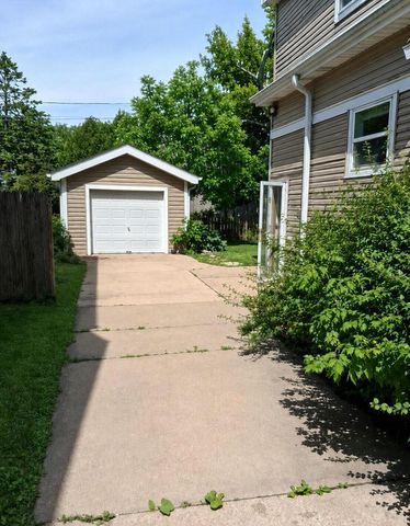 4321 N Murray AVENUE, Shorewood, WI 53211