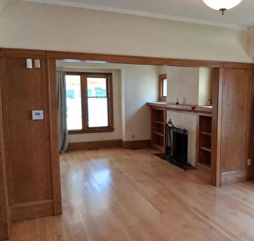 4321 N Murray AVENUE, Shorewood, WI 53211