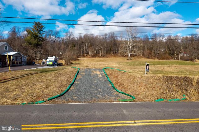 1615 SAINT PETERS RD, Pottstown, PA 19465