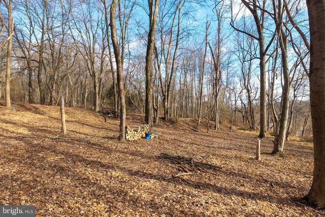 1615 SAINT PETERS RD, Pottstown, PA 19465