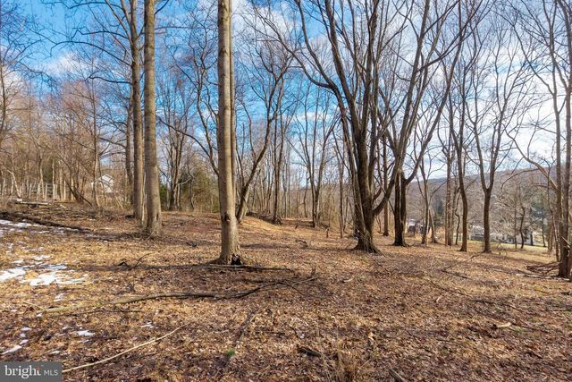 1615 SAINT PETERS RD, Pottstown, PA 19465