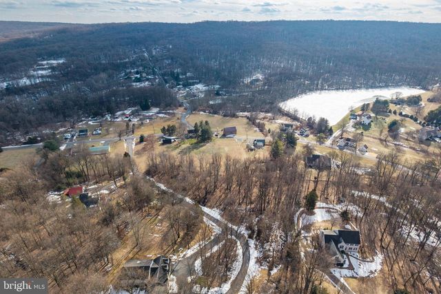 1615 SAINT PETERS RD, Pottstown, PA 19465