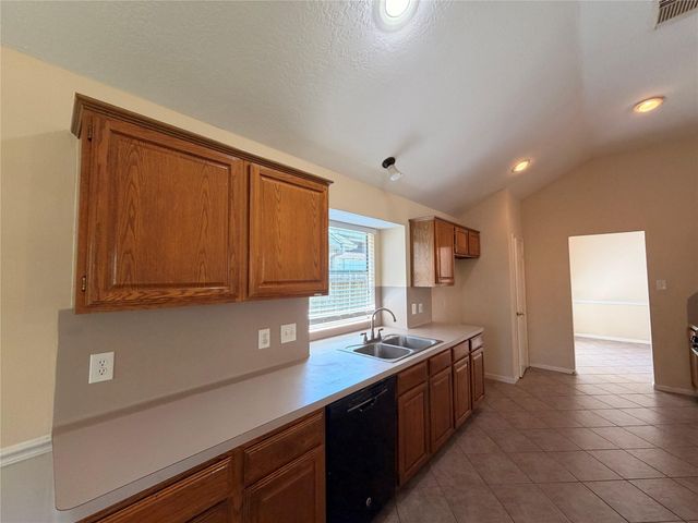 6518 Smoke Tree Lane, Sugar Land, TX 77479