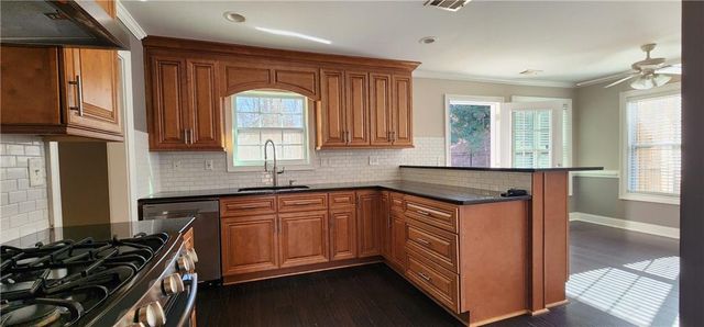 1566 Andrew Hills Court, Suwanee, GA 30024