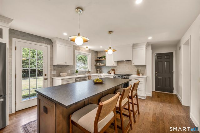 24 Harvest Hill, Wethersfield, CT 06109