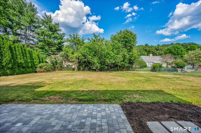 24 Harvest Hill, Wethersfield, CT 06109