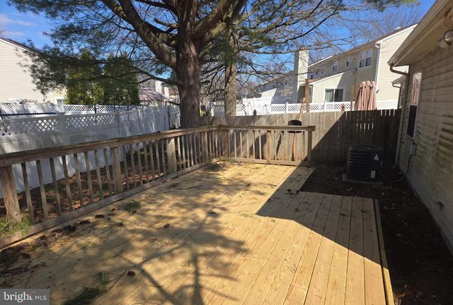 106 BANWELL LN, Mount Laurel, NJ 08054