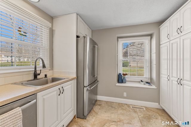 30 Hubbard Run Drive 30, Glastonbury, CT 06033