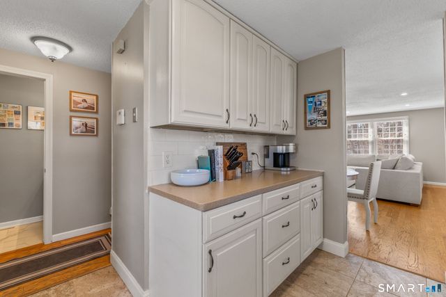 30 Hubbard Run Drive 30, Glastonbury, CT 06033