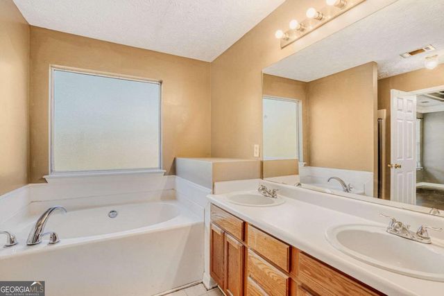 1298 Sierra Ridge Place, Loganville, GA 30052